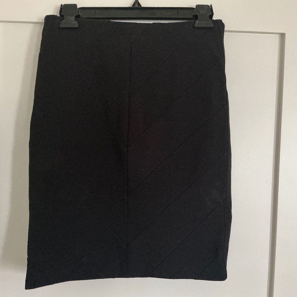 White House Black Market skirt size 0